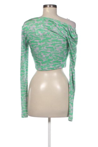 Damen Shirt NA-KD, Größe S, Farbe Mehrfarbig, Preis 22,99 €