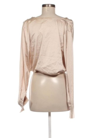 Dámská halenka NA-KD, Velikost XS, Barva Béžová, Cena  519,00 Kč