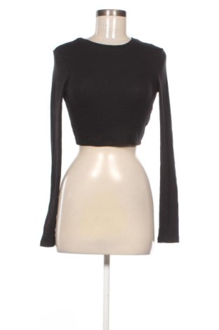 Dámská halenka NA-KD, Velikost S, Barva Černá, Cena  519,00 Kč