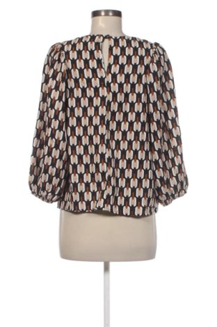 Damen Shirt NEW COLLECTION, Größe M, Farbe Mehrfarbig, Preis € 22,99