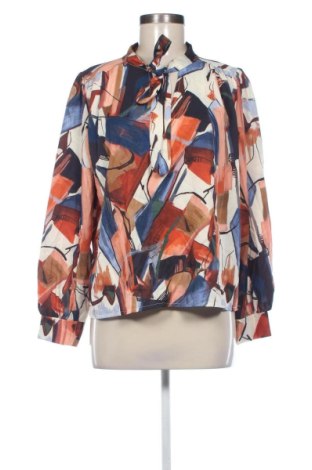 Damen Shirt NEW COLLECTION, Größe M, Farbe Mehrfarbig, Preis 22,99 €