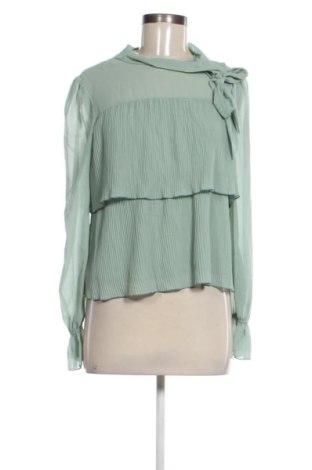 Damen Shirt NEW COLLECTION, Größe S, Farbe Grün, Preis 22,99 €