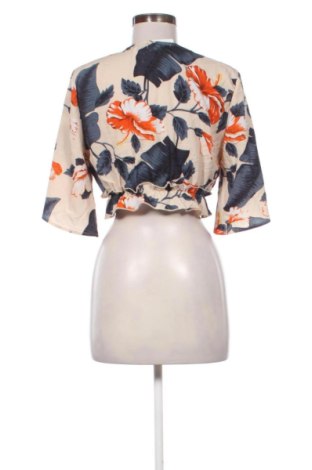 Дамска блуза Pretty Little Thing, Размер M, Цвят Многоцветен, Цена 10,22 €