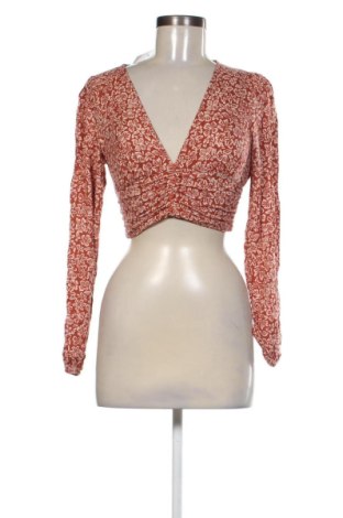 Dámská halenka Pull&Bear, Velikost S, Barva Vícebarevné, Cena  283,00 Kč