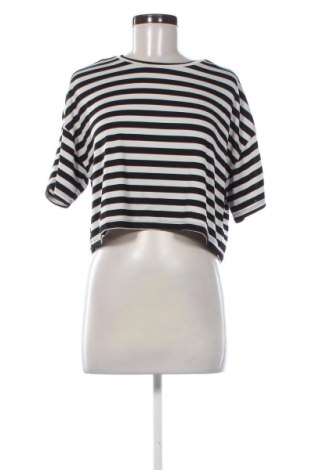 Γυναικεία μπλούζα Stradivarius, Μέγεθος L, Χρώμα Πολύχρωμο, Τιμή 6,99 €