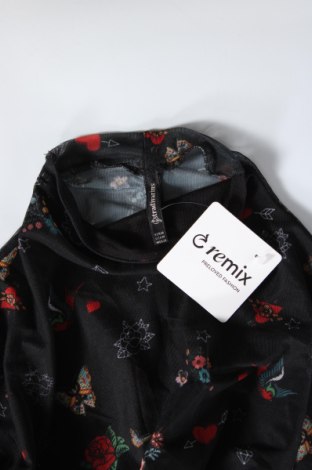 Damen Shirt Stradivarius, Größe M, Farbe Mehrfarbig, Preis 12,99 €