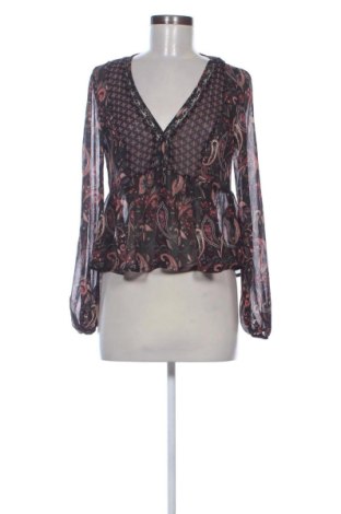 Damen Shirt Stradivarius, Größe S, Farbe Mehrfarbig, Preis 12,99 €