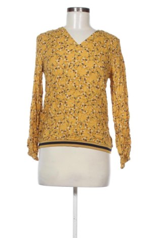 Дамска блуза Edc By Esprit, Размер S, Цвят Жълт, Цена 17,89 €