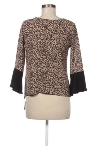 Дамска блуза Unbranded, Размер M, Цвят Многоцветен, Цена 2,55 €