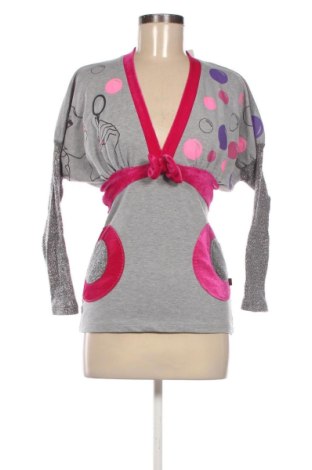 Дамска блуза Unbranded, Размер L, Цвят Сив, Цена 10,00 €