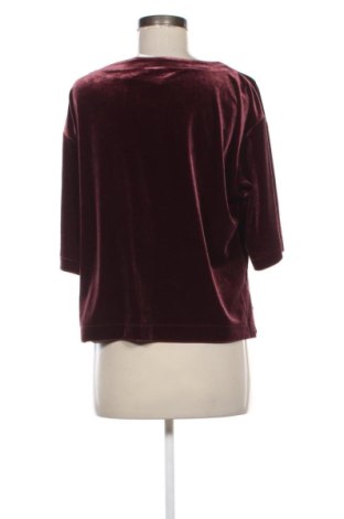 Bluzka damska Uniqlo, Rozmiar S, Kolor Czerwony, Cena 75,02 zł