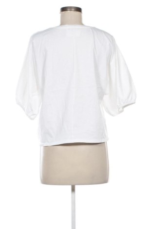 Дамска блуза United Colors Of Benetton, Размер XS, Цвят Бял, Цена 6,64 €