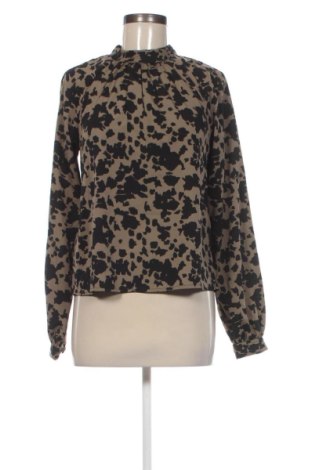 Γυναικεία μπλούζα VILA, Μέγεθος XS, Χρώμα Πολύχρωμο, Τιμή 5,99 €