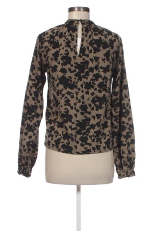 Γυναικεία μπλούζα VILA, Μέγεθος XS, Χρώμα Πολύχρωμο, Τιμή 5,99 €