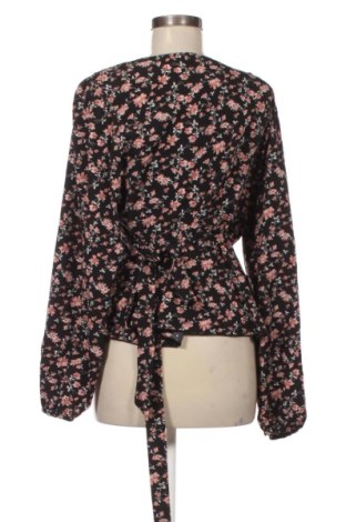 Γυναικεία ζακέτα SHEIN, Μέγεθος S, Χρώμα Πολύχρωμο, Τιμή 17,99 €