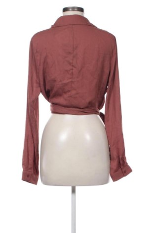 Дамска риза Pretty Little Thing, Размер M, Цвят Кафяв, Цена 20,96 €