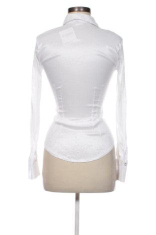 Cămașă de femei Queen, Mărime M, Culoare Alb, Preț 67,77 Lei