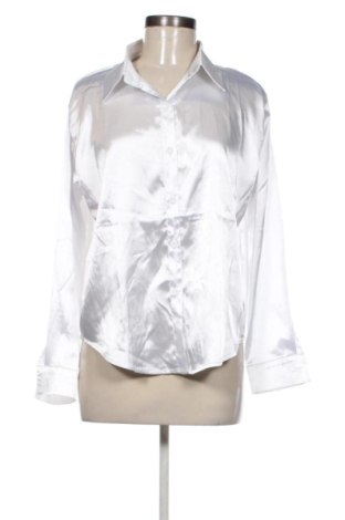 Дамска риза Unbranded, Размер M, Цвят Бял, Цена 13,00 €