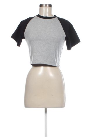 Damen T-Shirt ASOS, Größe M, Farbe Grau, Preis 11,99 €