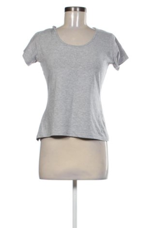 Damen T-Shirt Cecilia Classics, Größe M, Farbe Grau, Preis 7,00 €