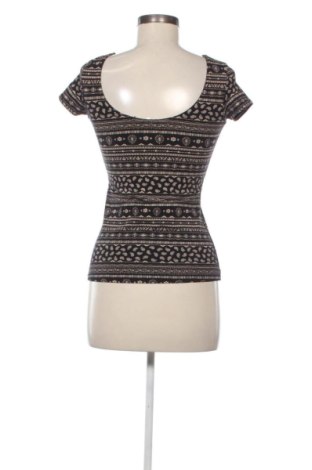 Dámske tričko Clockhouse, Veľkosť S, Farba Viacfarebná, Cena  8,95 €