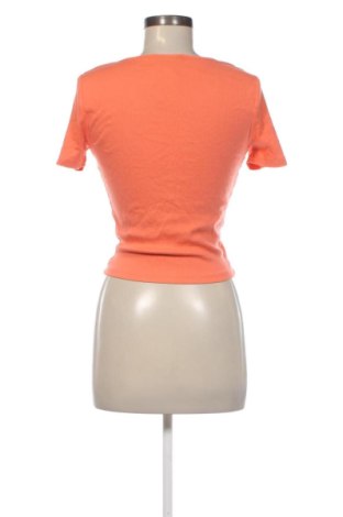 Дамска тениска Gina Tricot, Размер M, Цвят Розов, Цена 7,66 €