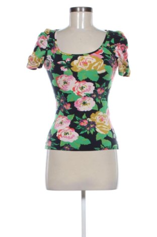 Дамска тениска H&M, Размер XS, Цвят Многоцветен, Цена 9,20 €