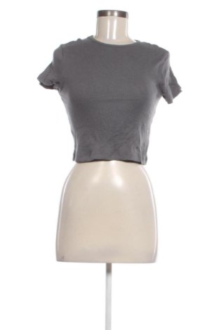 Дамска тениска H&M Divided, Размер M, Цвят Сив, Цена 9,20 €