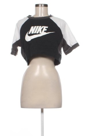 Damen T-Shirt Nike, Größe S, Farbe Mehrfarbig, Preis 17,99 €