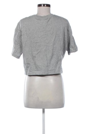 Дамска тениска Nike, Размер M, Цвят Сив, Цена 14,31 €