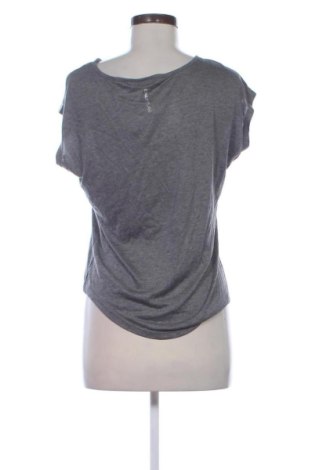 Dámské tričko ONLY Play, Velikost XS, Barva Šedá, Cena  219,00 Kč