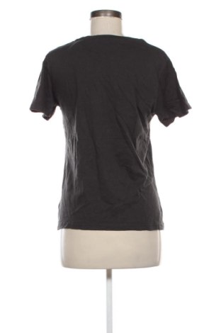 Дамска тениска Pull&Bear, Размер L, Цвят Многоцветен, Цена 9,20 €