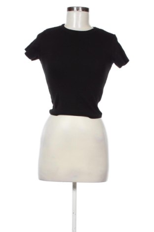 Damski T-shirt Pull&Bear, Rozmiar S, Kolor Czarny, Cena 39,99 zł