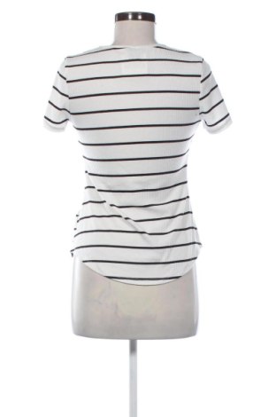 Γυναικείο t-shirt SHEIN, Μέγεθος S, Χρώμα Πολύχρωμο, Τιμή 10,99 €