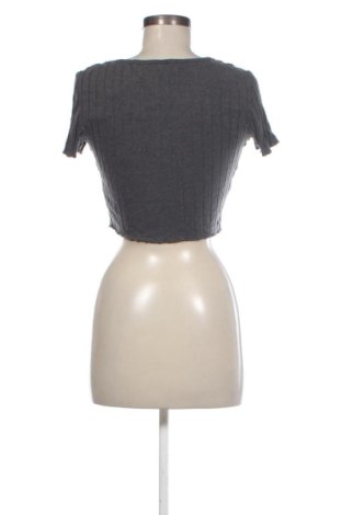 Tricou de femei SHEIN, Mărime M, Culoare Gri, Preț 53,99 Lei