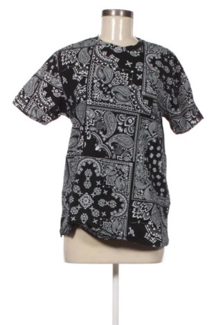 Γυναικείο t-shirt Terranova, Μέγεθος L, Χρώμα Πολύχρωμο, Τιμή 7,99 €