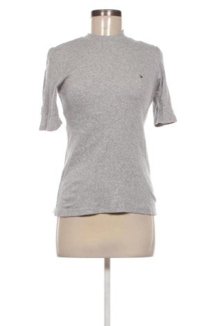 Damen T-Shirt Tommy Hilfiger, Größe L, Farbe Grau, Preis 22,99 €