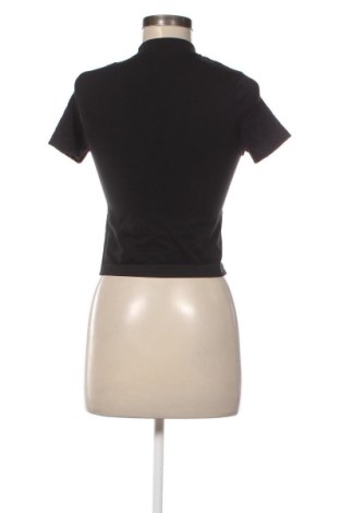 Dámské tričko Gymshark, Velikost S, Barva Černá, Cena  209,00 Kč