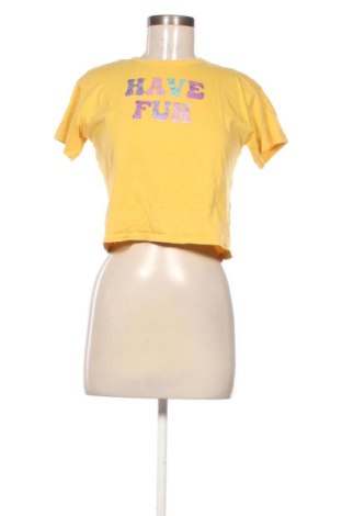 Γυναικείο t-shirt United Colors Of Benetton, Μέγεθος S, Χρώμα Κίτρινο, Τιμή 9,21 €