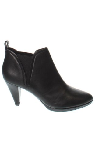 Γυναικεία μποτάκια Alesya, Μέγεθος 40, Χρώμα Μαύρο, Τιμή 135,49 €