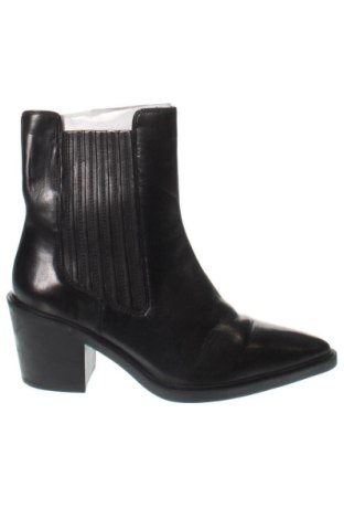 Botine de damă Edited, Mărime 40, Culoare Negru, Preț 549,99 Lei