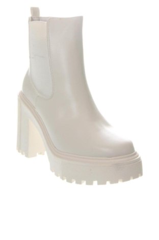 Damen Stiefeletten Madden Girl, Größe 37, Farbe Weiß, Preis € 147,99