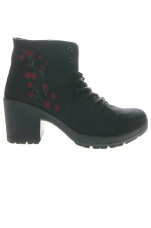 Дамски боти Sinsay, Размер 40, Цвят Черен, Цена 32,21 €
