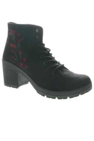 Дамски боти Sinsay, Размер 40, Цвят Черен, Цена 32,21 €