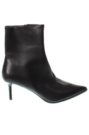 Dámské boty  Steve Madden, Velikost 42, Barva Černá, Cena  4 049,00 Kč