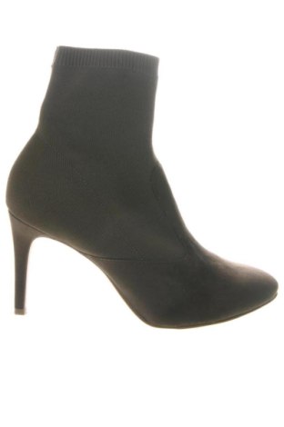 Damen Stiefeletten Tamaris, Größe 38, Farbe Grün, Preis 58,00 €