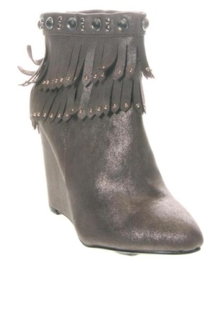 Női bokacsizma Unbranded, Méret 39, Szín Arany
, Ár 16 269 Ft