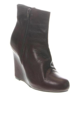 Botine de damă Unbranded, Mărime 36, Culoare Maro, Preț 392,50 Lei