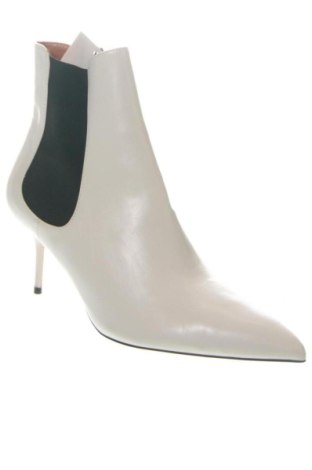 Γυναικεία μποτάκια Zara, Μέγεθος 40, Χρώμα Λευκό, Τιμή 33,63 €