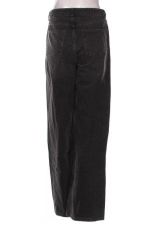 Dámske džínsy  About You, Veľkosť M, Farba Čierna, Cena  37,95 €